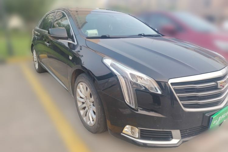 Used Cadillac XTS 2018 28T Elite Edition Front Right 45 Deg