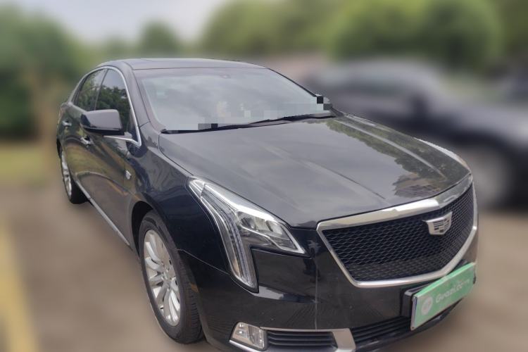 Used Cadillac XTS 2018 28T Elite Edition Front Right 45 Deg