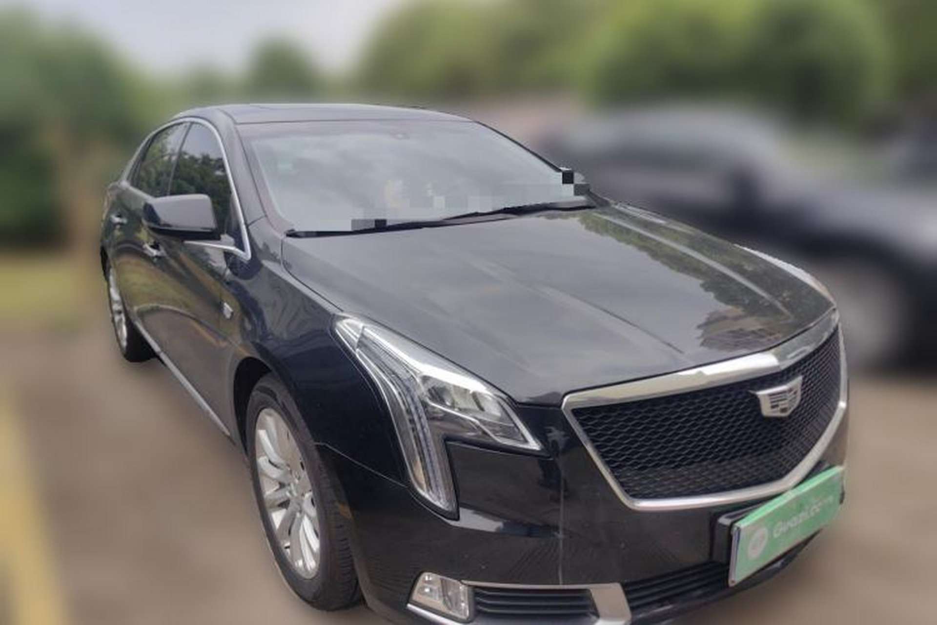 Used Cadillac XTS 2018 28T Elite Edition Front Right 45 Deg