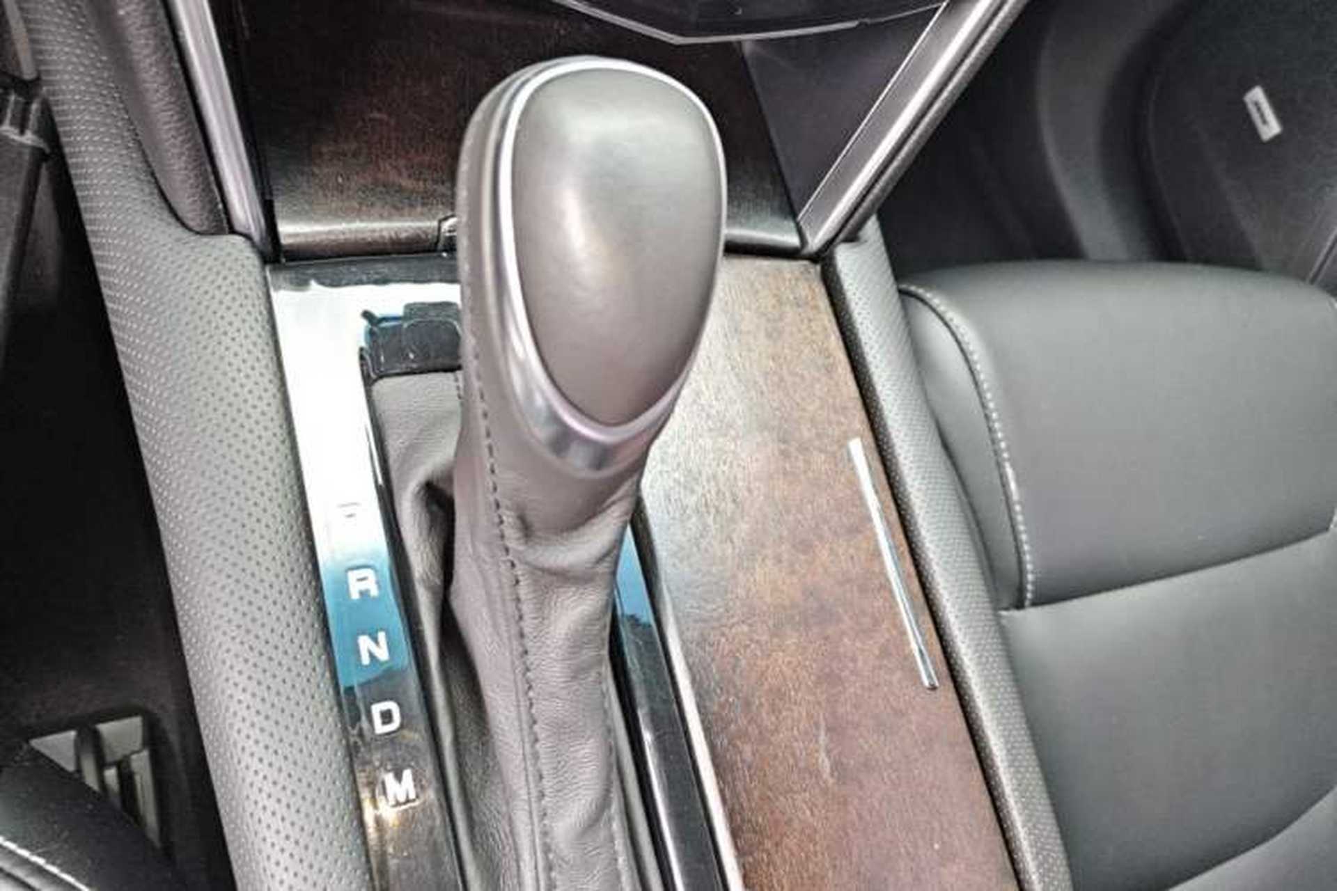 Used Cadillac XTS 2018 28T Tech Edition Gear Lever