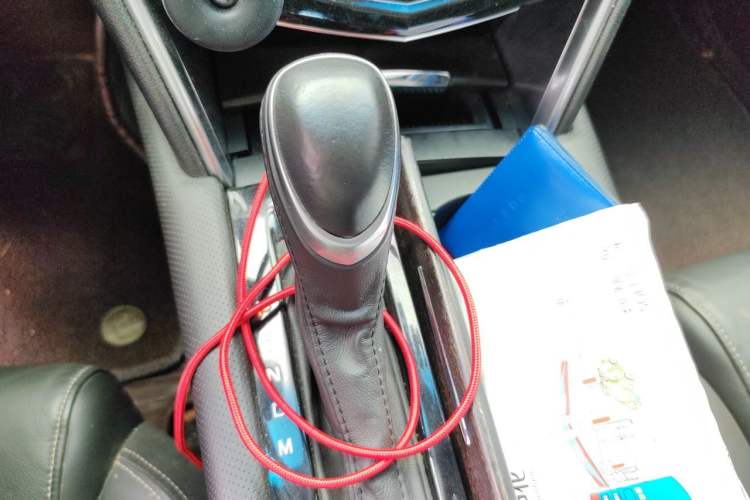 Used Cadillac XTS 2018 28T Elite Edition Gear Lever
