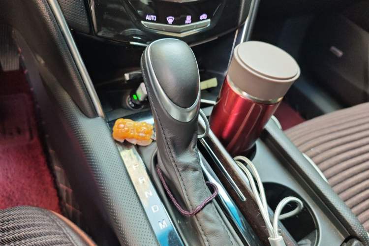 Used Cadillac XTS 2018 28T Tech Edition Gear Lever