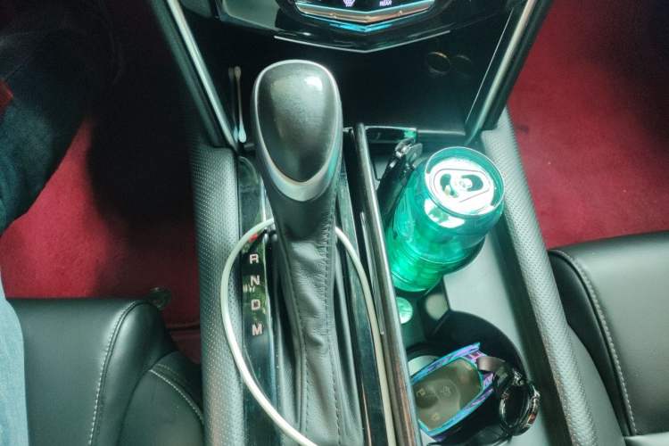 Used Cadillac XTS 2018 28T Tech Edition Gear Lever
