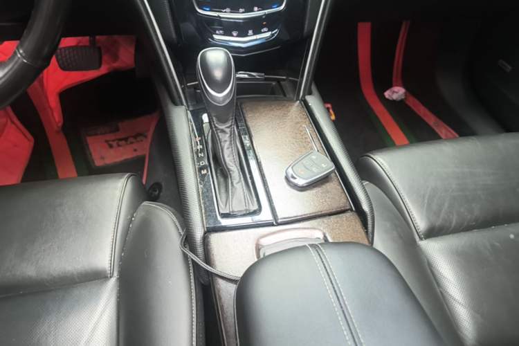 Used Cadillac XTS 2018 28T Elite Edition Gear Lever