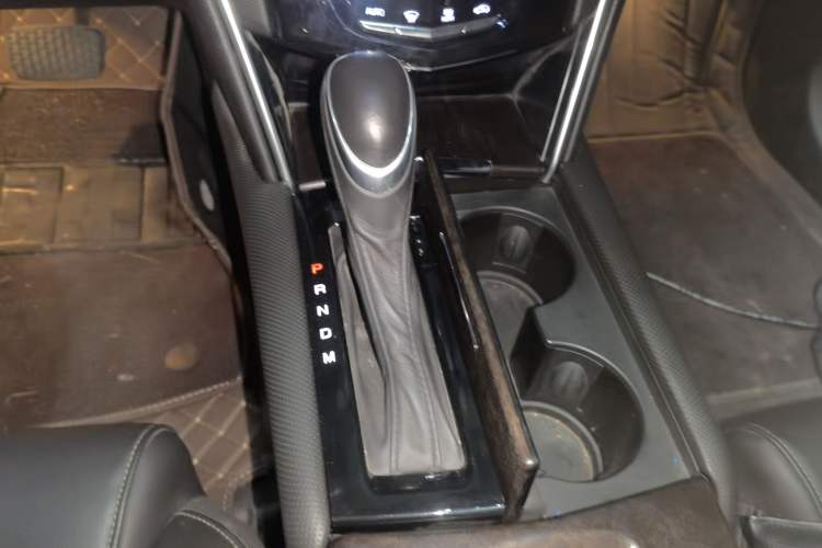 Used Cadillac XTS 2018 28T Tech Edition Gear Lever