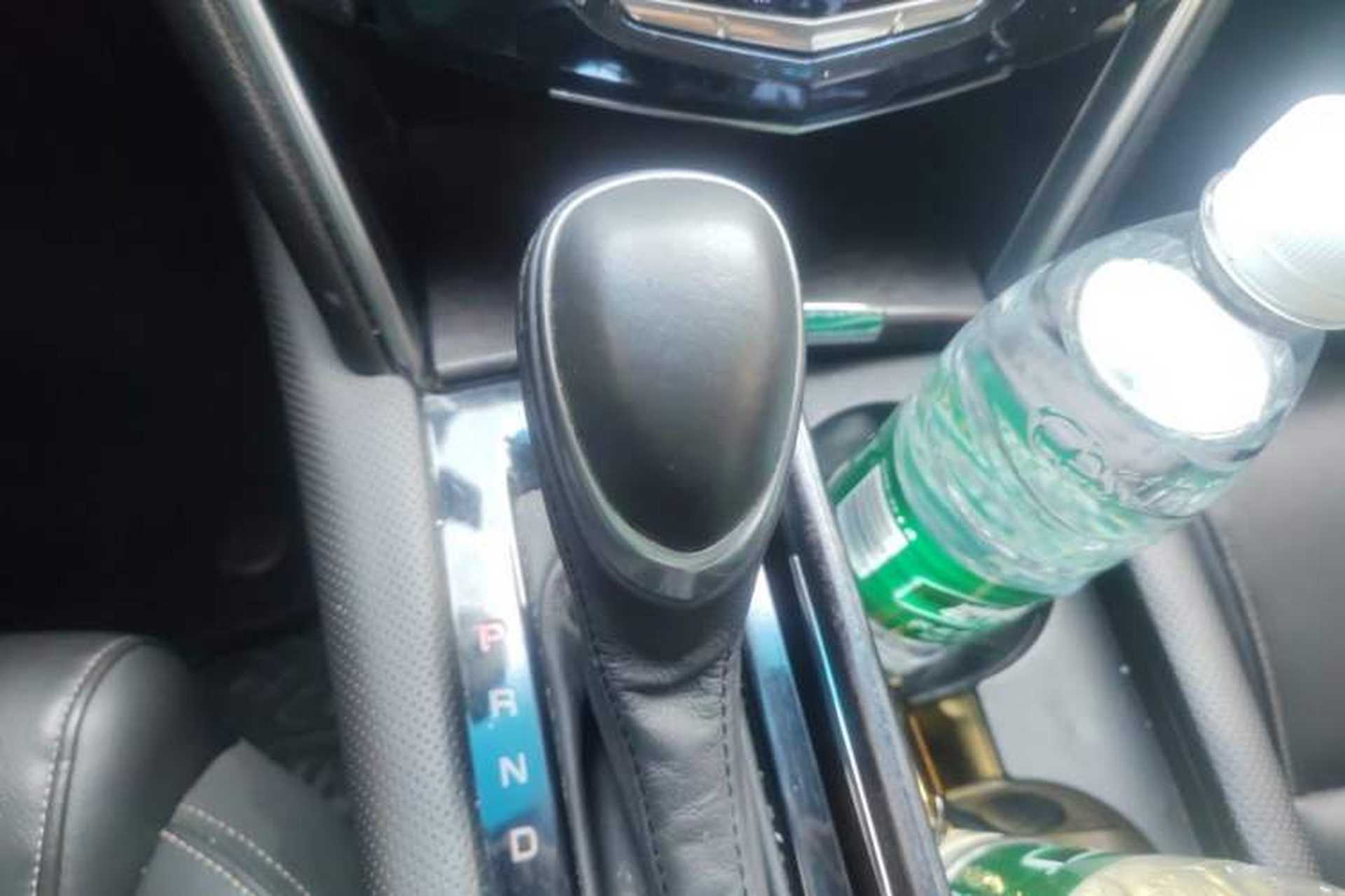 Used Cadillac XTS 2018 28T Tech Edition Gear Lever