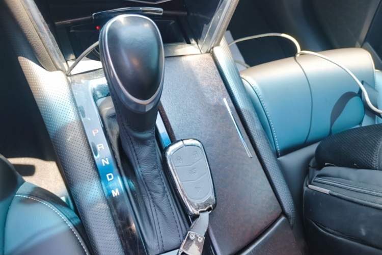 Used Cadillac XTS 2018 28T Tech Edition Gear Lever
