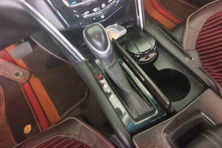 Used Cadillac XTS 2018 28T Tech Edition Gear Lever