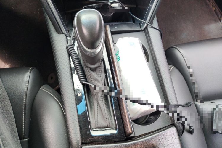 Used Cadillac XTS 2018 28T Tech Edition Gear Lever