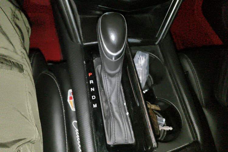 Used Cadillac XTS 2018 28T Tech Edition Gear Lever