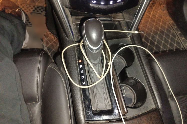 Used Cadillac XTS 2018 28T Elite Edition Gear Lever