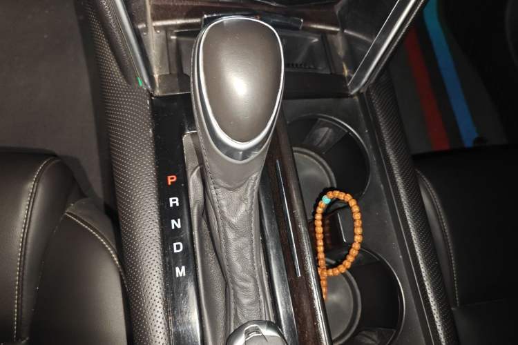 Used Cadillac XTS 2018 28T Tech Edition Gear Lever