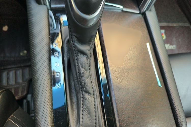 Used Cadillac XTS 2018 28T Tech Edition Gear Lever