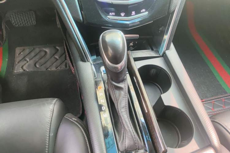 Used Cadillac XTS 2018 28T Elite Edition Gear Lever