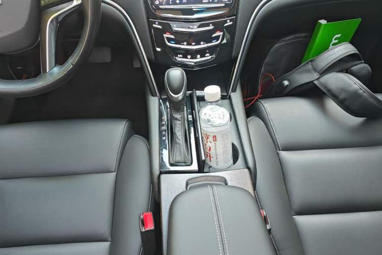 Used Cadillac XTS 2018 28T Tech Edition Gear Lever