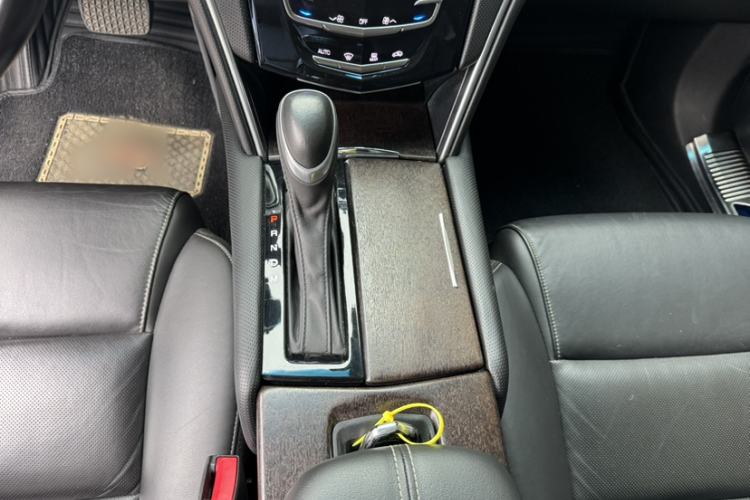 Used Cadillac XTS 2018 28T Elite Edition Gear Lever