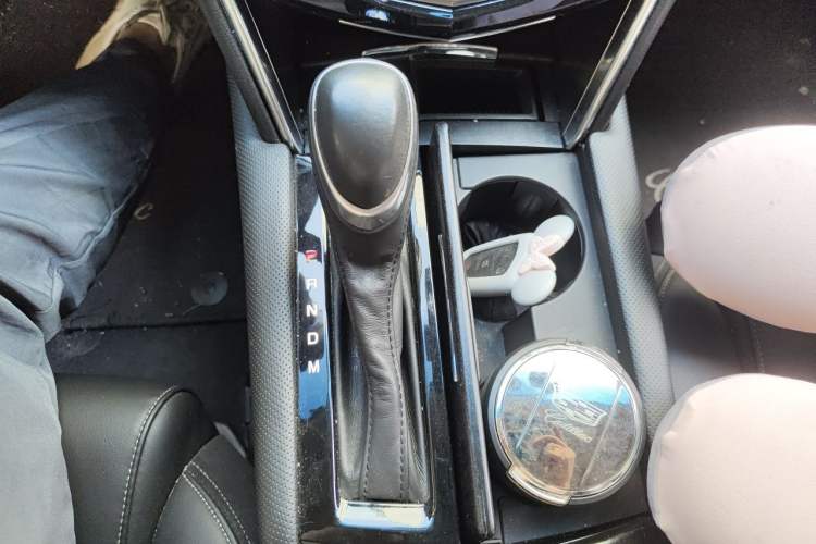 Used Cadillac XTS 2018 28T Tech Edition Gear Lever
