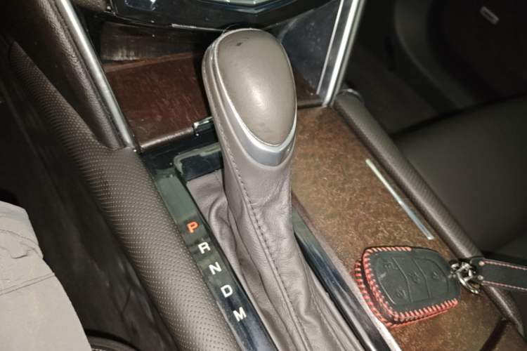 Used Cadillac XTS 2018 28T Tech Edition Gear Lever