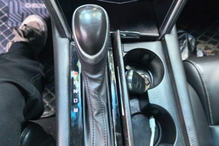 Used Cadillac XTS 2018 28T Tech Edition Gear Lever