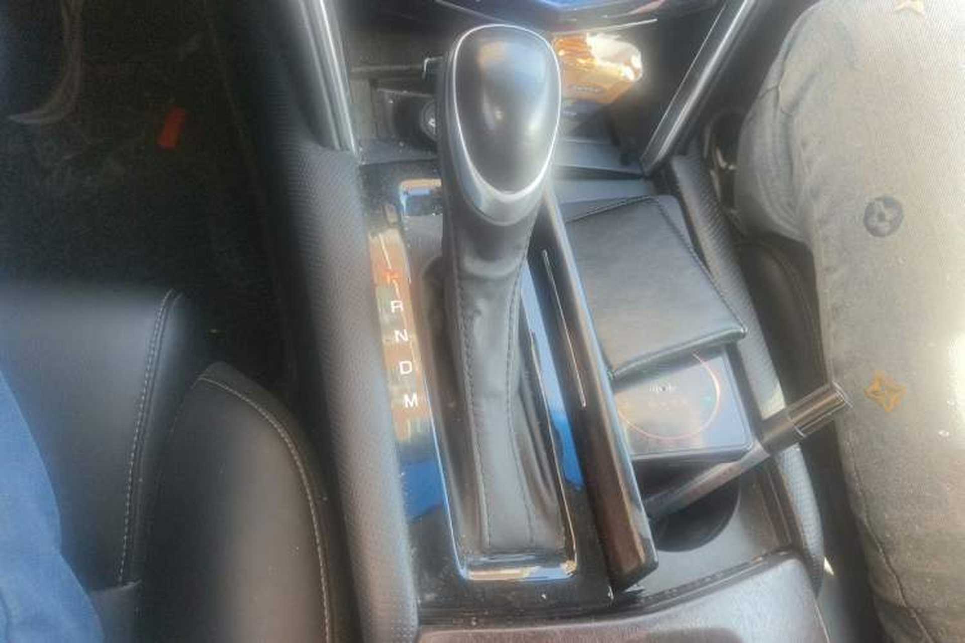 Used Cadillac XTS 2018 28T Tech Edition Gear Lever
