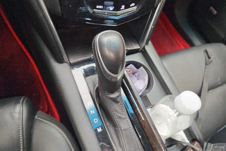 Used Cadillac XTS 2018 28T Elite Edition Gear Lever