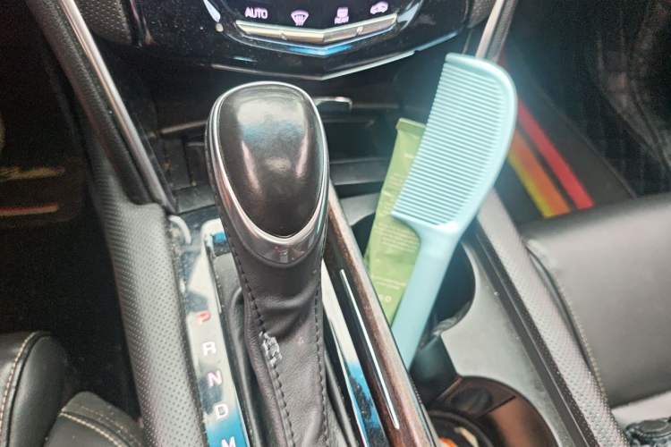 Used Cadillac XTS 2018 28T Tech Edition Gear Lever