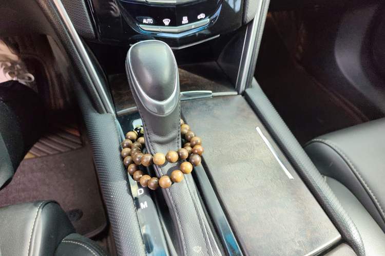 Used Cadillac XTS 2018 28T Tech Edition Gear Lever