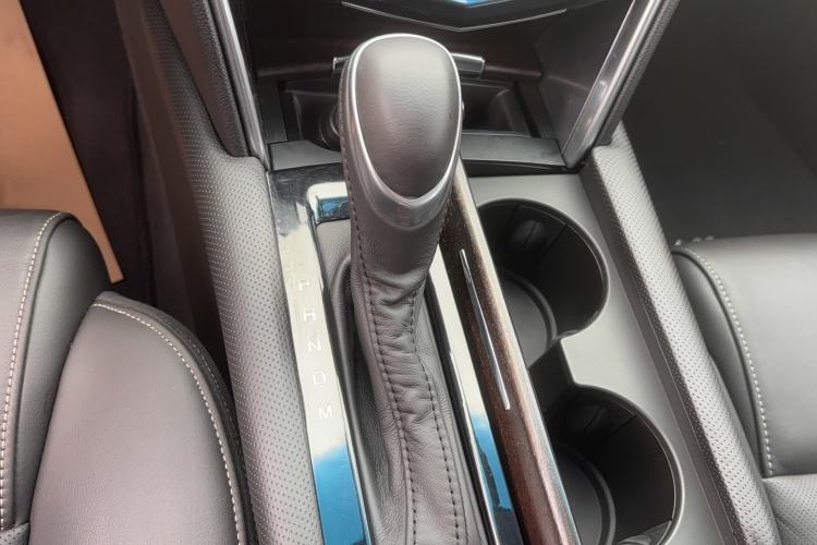 Used Cadillac XTS 2018 28T Elite Edition Gear Lever