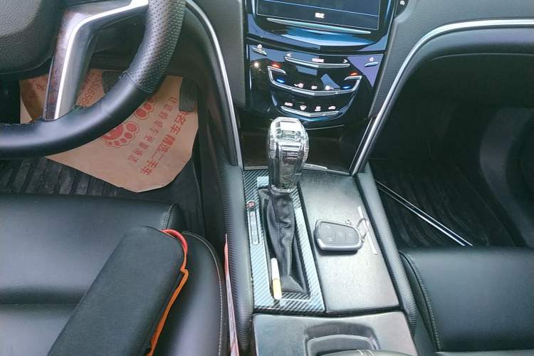 Used Cadillac XTS 2018 28T Tech Edition Gear Lever