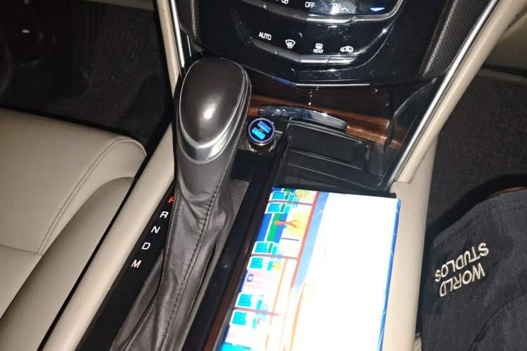 Used Cadillac XTS 2018 28T Tech Edition Gear Lever