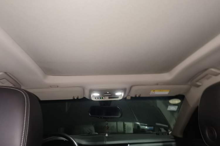 Used Cadillac XTS 2018 28T Tech Edition Headliner