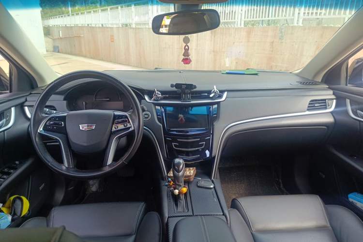 Used Cadillac XTS 2018 28T Elite Edition Headliner