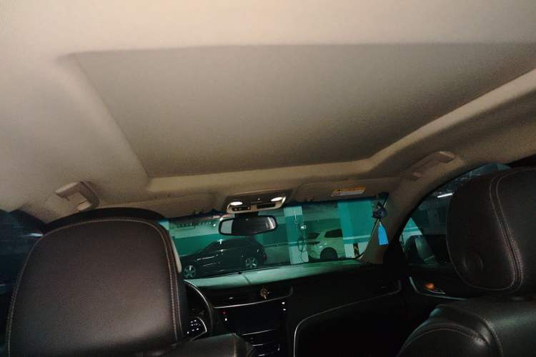 Used Cadillac XTS 2018 28T Elite Edition Headliner