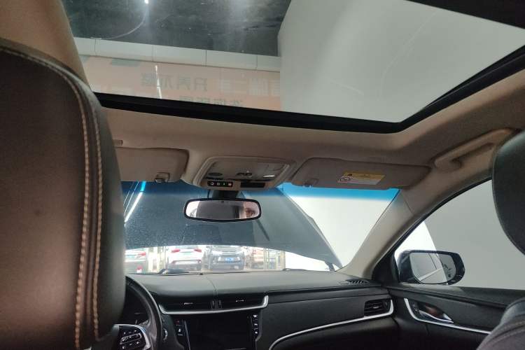 Used Cadillac XTS 2018 28T Tech Edition Headliner