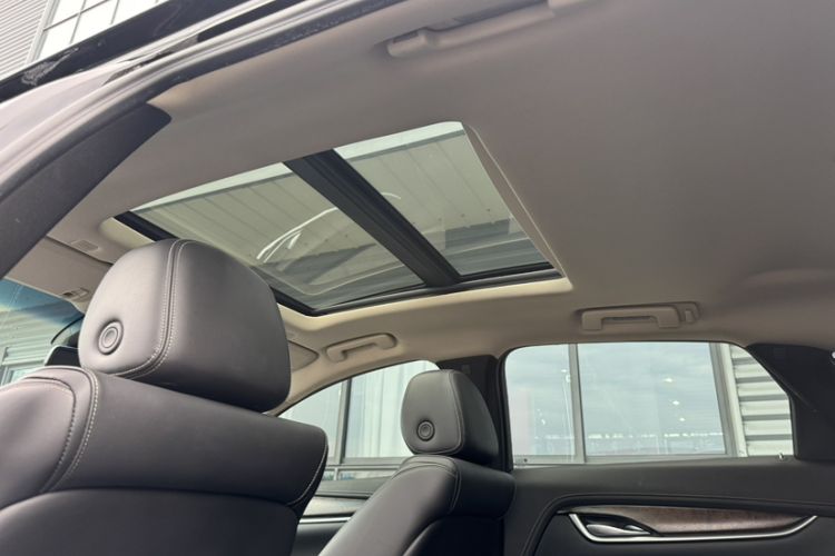 Used Cadillac XTS 2018 28T Elite Edition Headliner