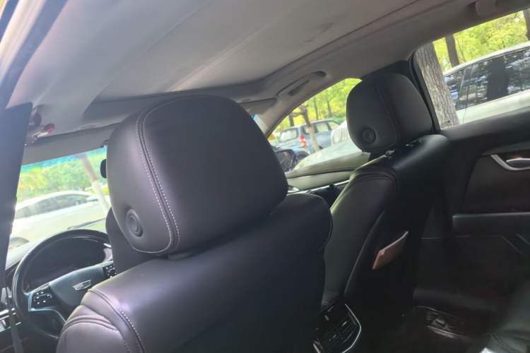 Used Cadillac XTS 2018 28T Tech Edition Headliner