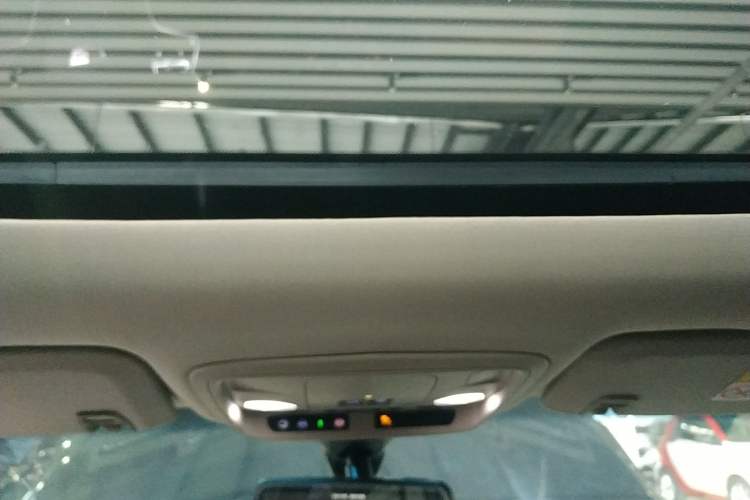 Used Cadillac XTS 2018 28T Tech Edition Headliner