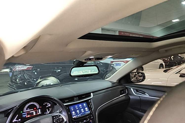 Used Cadillac XTS 2018 28T Tech Edition Headliner
