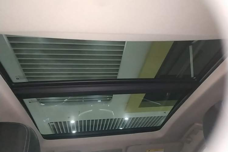 Used Cadillac XTS 2018 28T Elite Edition Headliner