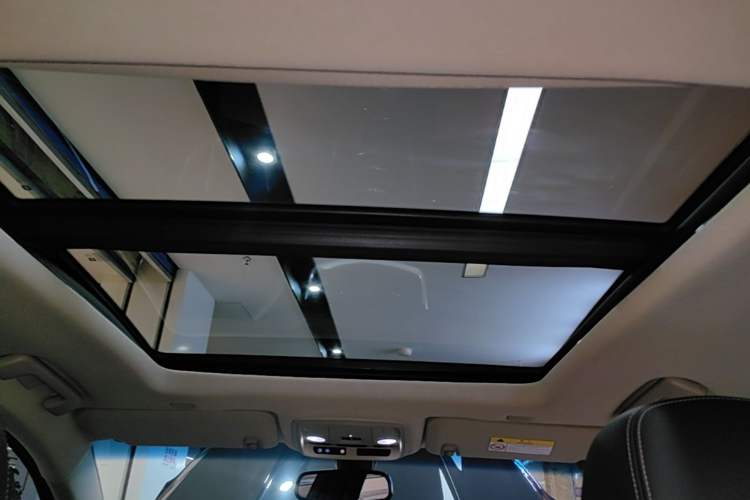 Used Cadillac XTS 2018 28T Tech Edition Headliner