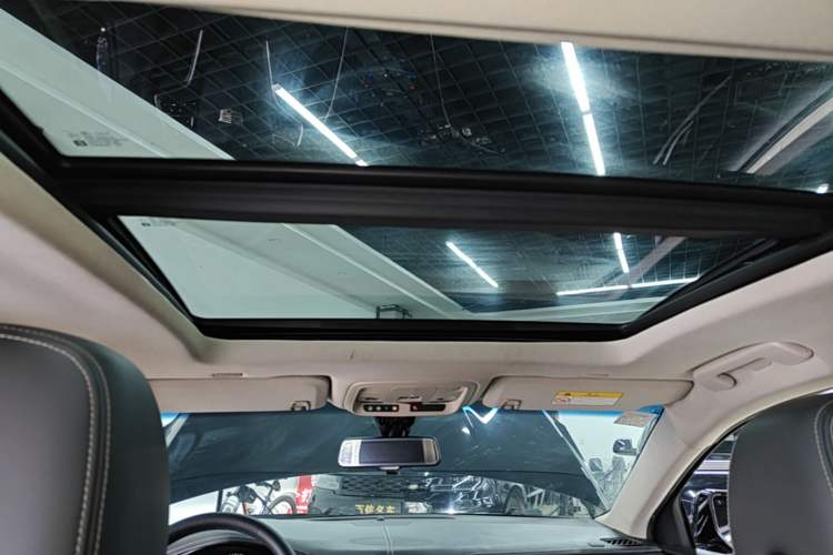 Used Cadillac XTS 2018 28T Tech Edition Headliner