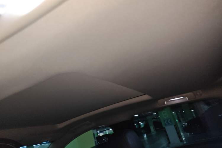 Used Cadillac XTS 2018 28T Elite Edition Headliner