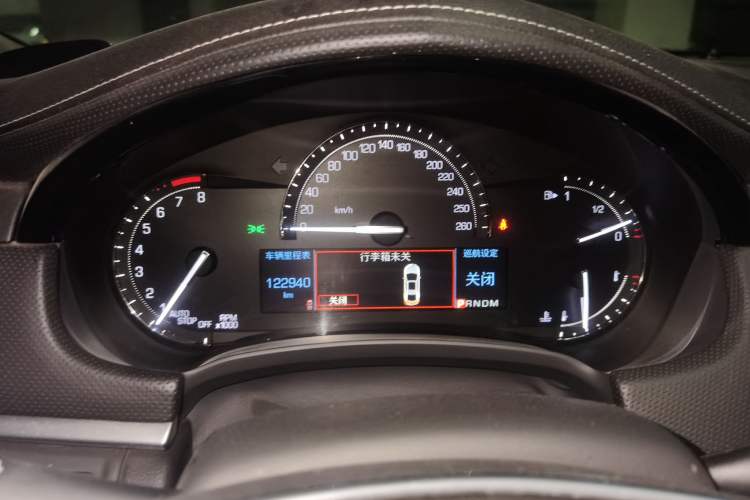 Used Cadillac XTS 2018 28T Tech Edition Instrument Cluster