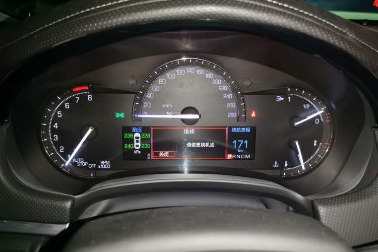 Used Cadillac XTS 2018 28T Tech Edition Instrument Cluster