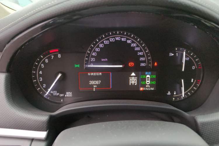 Used Cadillac XTS 2018 28T Tech Edition Instrument Cluster