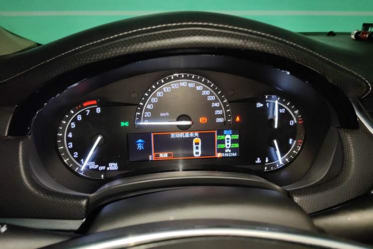 Used Cadillac XTS 2018 28T Tech Edition Instrument Cluster
