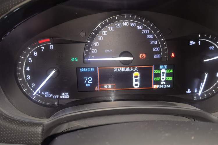 Used Cadillac XTS 2018 28T Tech Edition Instrument Cluster