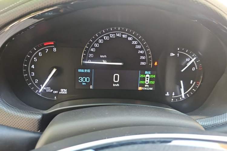 Used Cadillac XTS 2018 28T Tech Edition Instrument Cluster