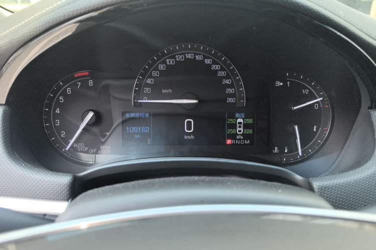 Used Cadillac XTS 2018 28T Tech Edition Instrument Cluster