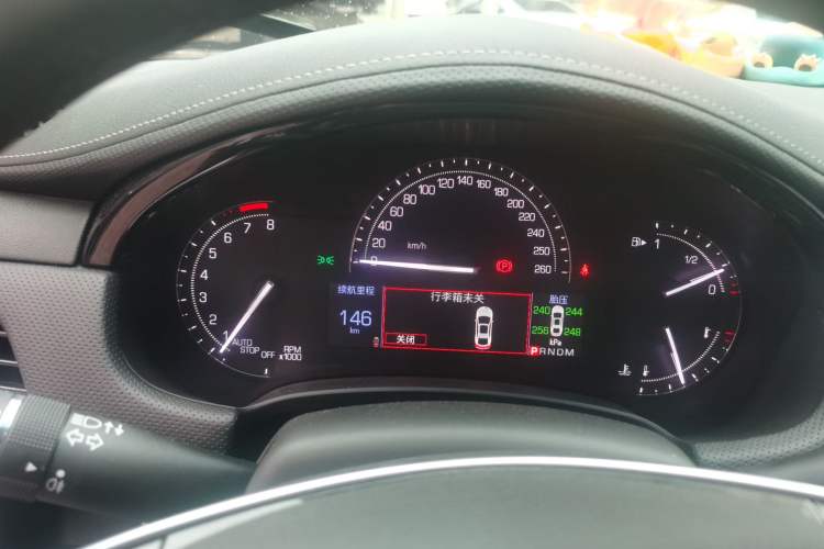 Used Cadillac XTS 2018 28T Tech Edition Instrument Cluster